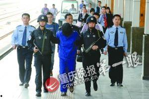 重庆商场爆料案件最新,揭秘惊人内幕，真相令人震惊！